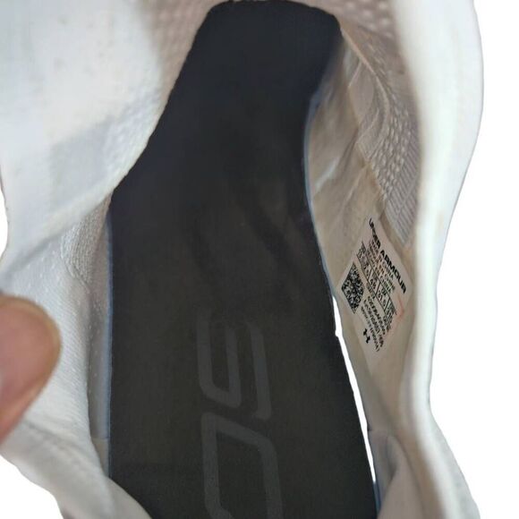 Under Armour shoes for men - Picture 9 of 12